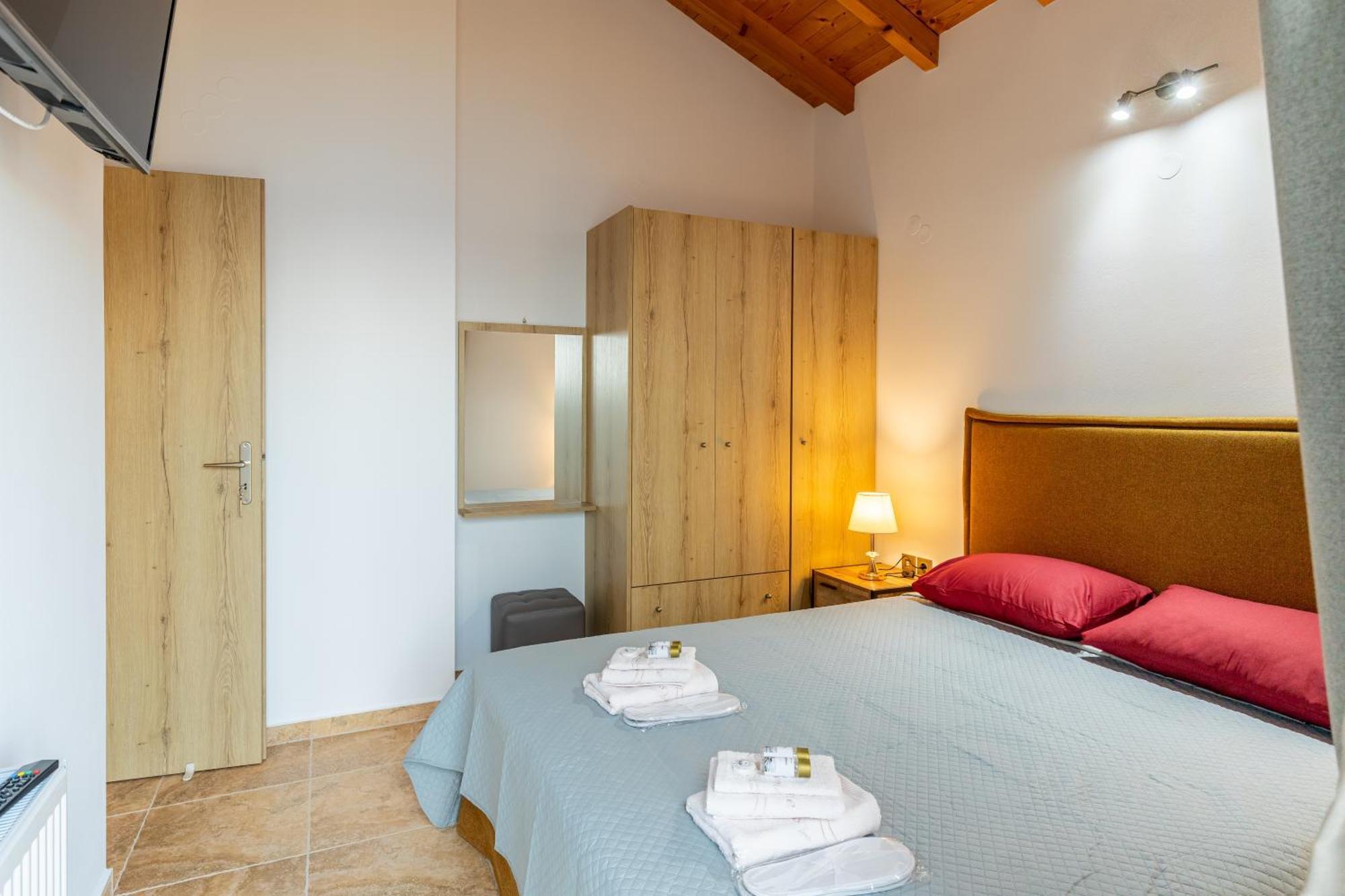 Katerina'S Villas - Monemvasia Beachfront Stone Paradise מראה חיצוני תמונה